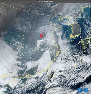 冷氣團影響時間延長？鄭明典：低壓雲系攪局  出海路徑可能生變