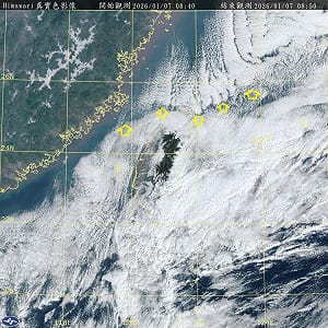 強烈冷氣團襲台！北方海面「雲街」現蹤   2波乾冷空氣通過彭佳嶼