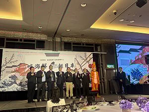 出席吃海鮮挺日本千人宴   石平嗆：對習近平最強烈諷刺