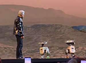 黃仁勳點火今年CES 機器人、自駕成亮點！AI走下雲端貼近用戶關鍵年來了？