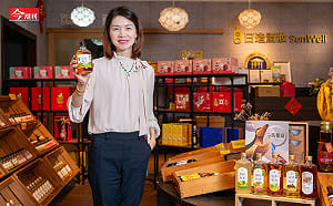 鴻海、故宮都成客戶！嘉義釀酒廠二代用寶島特有水果 打造台味梅酒 前進澳洲市場