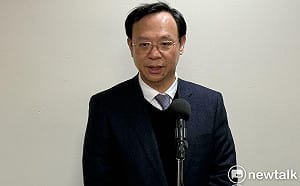 對「少子女化辦公室」改口遭質疑  石崇良回應黃國昌