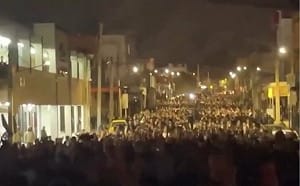 (影) 美軍要打了 快逃! 24小時3專機 俄急徹伊使館人員 伊警高層也遭擊斃