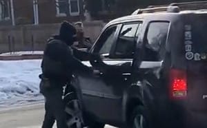 (影) 波特蘭再爆特工開槍傷2人! 明州槍擊案仍未平 西雅圖抗議「廢除 ICE」