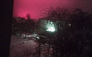 (影) 俄國核攻擊? 榛果樹開轟 烏西出現粉紅色天空 美軍「這些機」緊急出動了....