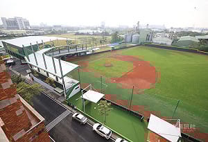 台鋼3億元打造訓練基地　洪一中帶隊「開箱」