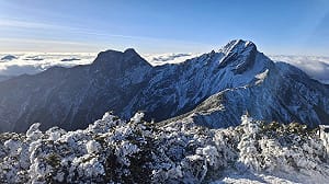 玉山零下5.6度雪景曝光！氣象署：2500公尺高山可望再降雪