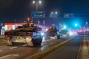 川普把世界變成「強盜窩」! 併吞陵蘭風暴 德總統痛批、北約「排美」秘密集會