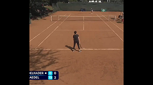 (影)「她是怎麼上場的？」20次雙誤、只拿3分 ITF網賽外卡選手離奇表現全網看傻