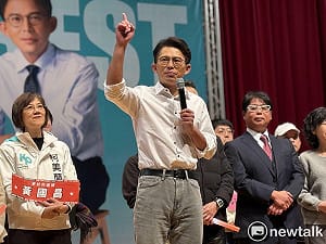 黃國昌立院會期中訪美 律師：昌能你不能