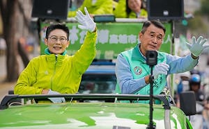 市民笑容融化委屈！  林岱樺告白：為高雄，我要變更強