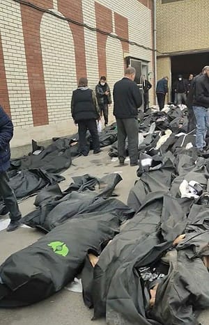 (影) 伊朗開槍殺抗議者! 光德黑蘭就驚現逾250遺體 3歲小女孩也罹難 民眾怒了.....