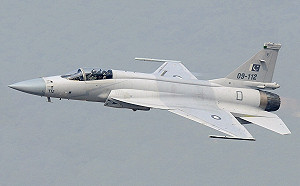 又搞大雜燴！傳印尼計畫採購40架巴基斯坦JF-17戰機及「察打一體」沙帕爾無人機
