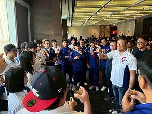 棒球代表隊感恩餐會　辜仲諒當最強後盾喊話世界第1