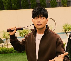 周杰倫挑戰澳洲網球比賽！國籍竟被錯標成「中國」