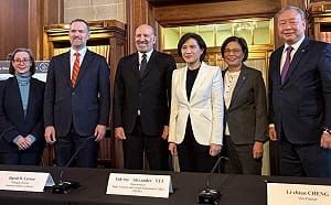 關稅降至15％！吳靜怡：「投資換關稅」避貿易壁壘 川普反擊中國供應鏈 選擇了台灣！