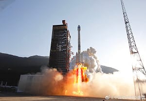 中國航天「黑色星期六」! 一天兩火箭失利 殘骸墜落民宅百米處引發恐慌 