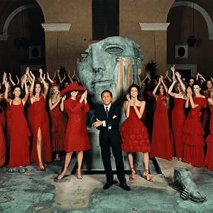 義大利悼時尚帝王辭世　永誌「范倫鐵諾紅」絕代風華