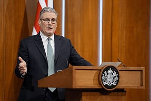 川普為取格陵蘭施壓　英相施凱爾：不會屈服