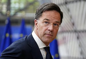 居中協調卻裡外不是人！ 呂特挨批「川普掮客」川普還貼「這圖」激怒歐洲