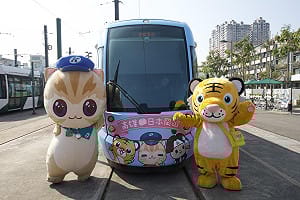 規劃雙向旅遊行程   台日聯名高雄彩繪輕軌列車啟動