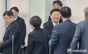 政院、中選會來拜會卻遲到 傅崐萁：賴清德什麼時候喝大和解咖啡？