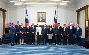 總統見德智庫卻少這2人名字？張競揭「特殊身分」批：何必遮遮掩掩