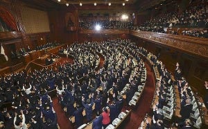 日眾議院解散｢議員3呼萬歲｣ 矢板明夫指折射出日本政治文化這一面