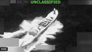 美軍東太平洋空襲疑似毒品船 引發戰爭罪疑慮