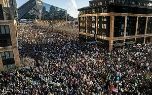 美聯邦特工拒說明普雷蒂遭「處決」細節! CNN : 關鍵證據引爆調查爭議