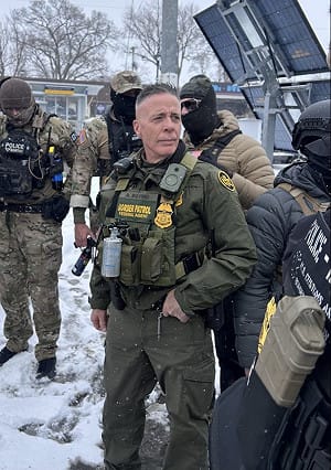 (影) ICE殺人風暴延燒! 指揮官傳「被開除」 這些協會也倒戈表態挺示威