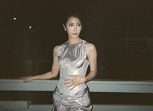 K-pop練習生夢碎不退場! Ejae轉戰幕後創作憑《獵魔女團》勇奪金球獎