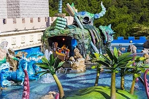 義大世界設施故障2男童受困！比劃540求救手勢獲讚  義大世界回應了