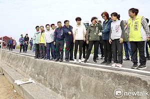 農水路7年改善4.7條高速公路長度   黃偉哲邀中央視察盼重視基層建設需求