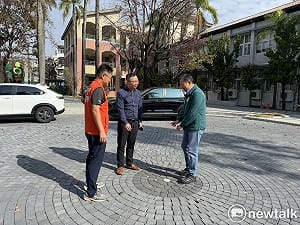 重視選區內校園環境  王定宇、陳皇宇赴關廟區五甲國小現勘