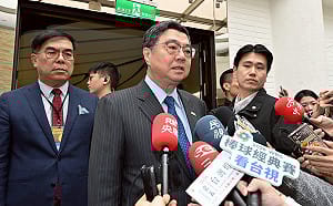 卓榮泰：在野黨不要什麼都擋！籲過年後重新回國會審預算