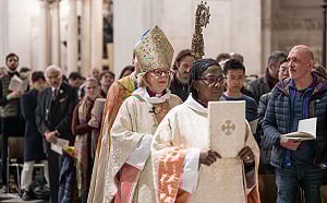 英國國教首位女性大主教就任  譴責厭女症