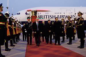 睽違8年訪北京！英相不回應是否逼中施壓俄停戰 還用多項措施防中間諜