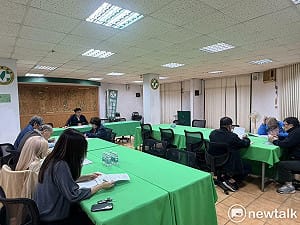 守護民主首都及早因應戰鬥佈局  民進黨南市黨部公布議員初選作業暨里長登記時程