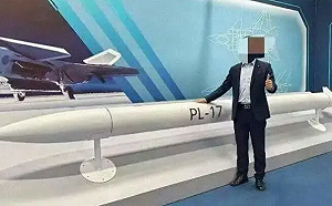 400公里獵殺半徑! 解放軍PL-17超視距導彈亮相 針對美軍加油機、預警機