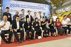 高雄市跳水國際邀請賽好手齊聚    跨世代明日之星同台開幕秀