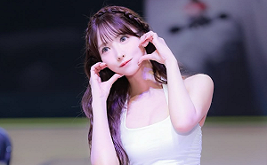 AV時期天價片酬曝光？三上悠亞自爆引退禮是「千萬名錶」