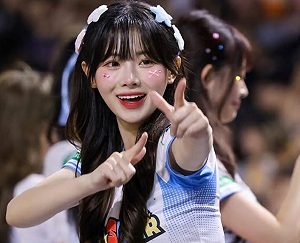 韓啦啦隊「禁止兩地應援」！金娜妍秒跳槽 喊話粉絲：想更投入台灣活動