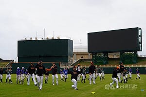 統一獅花蓮春訓　特定時段開放2樓看台觀看