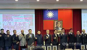 洪一中讚陳義信控球準　見證台灣棒球起落回憶湧現