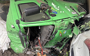 台東拖板車失控衝撞民宅   駕駛遭拋飛摔路面身亡