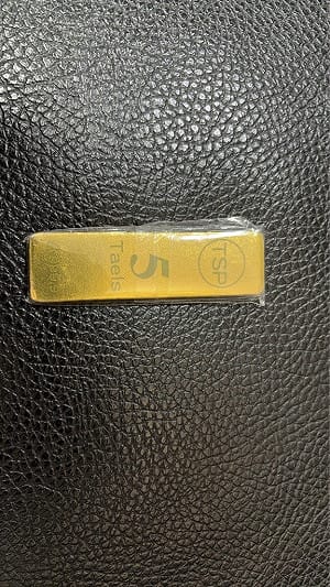 高雄三民銀樓搶案　2男佯裝購買搶走97萬元金條