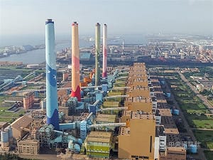 魏哲家憂供電　經長：今年興達台中電廠將增520萬瓩