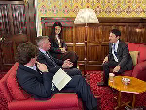 國會交流！陳冠廷訪英：建置中型國家共同安全架構  對抗俄中威權