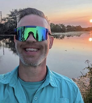 曾因嗆聲川普丟飯碗 ! 福特員工「滿血復活」復職 還獲網捐80萬美金